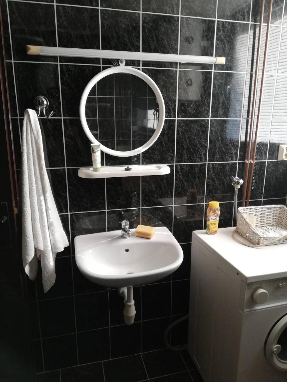 Studio Apartman Gorica Ogulin Exterior foto