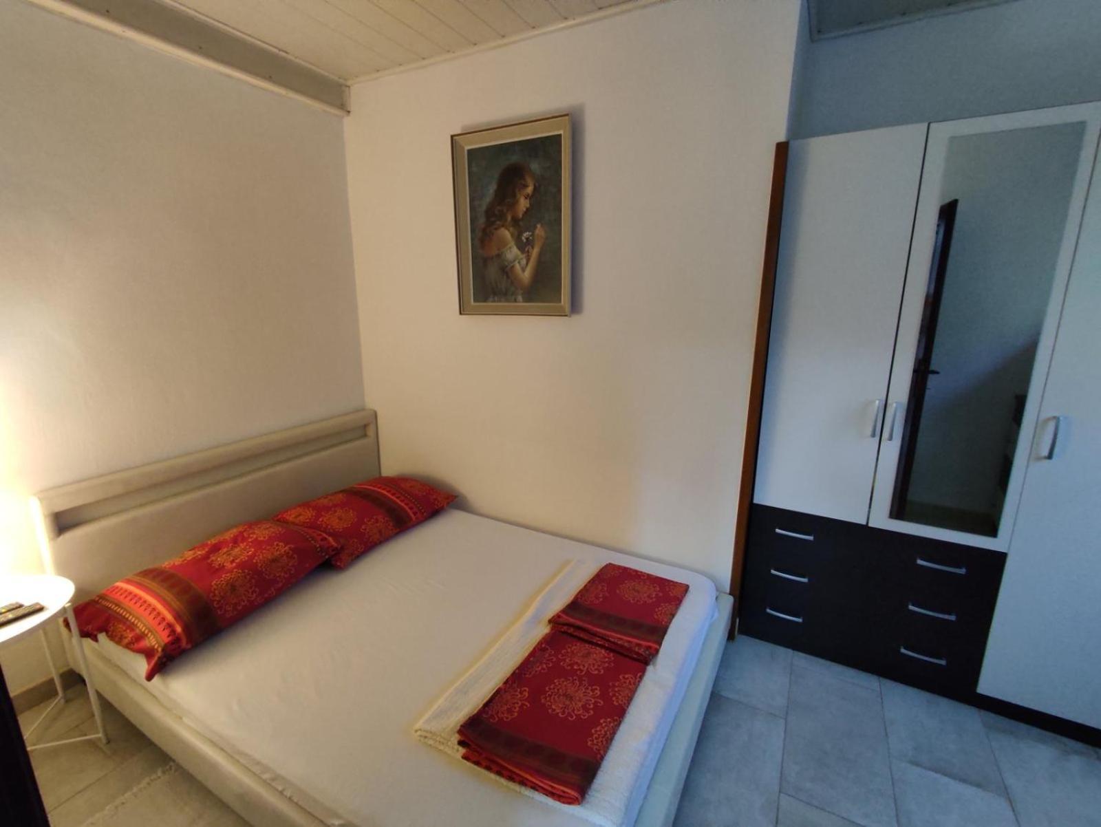 Studio Apartman Gorica Ogulin Exterior foto