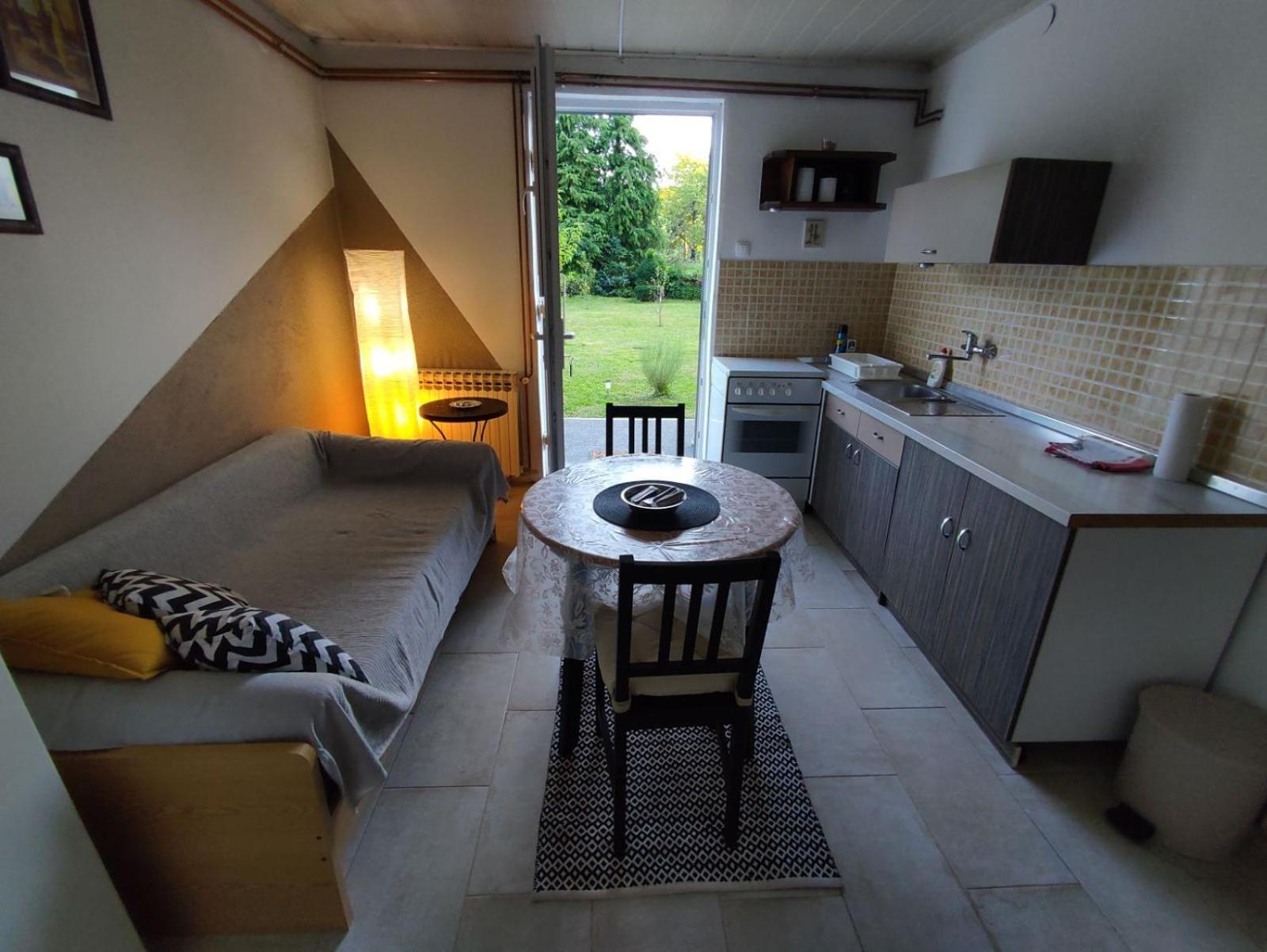 Studio Apartman Gorica Ogulin Exterior foto