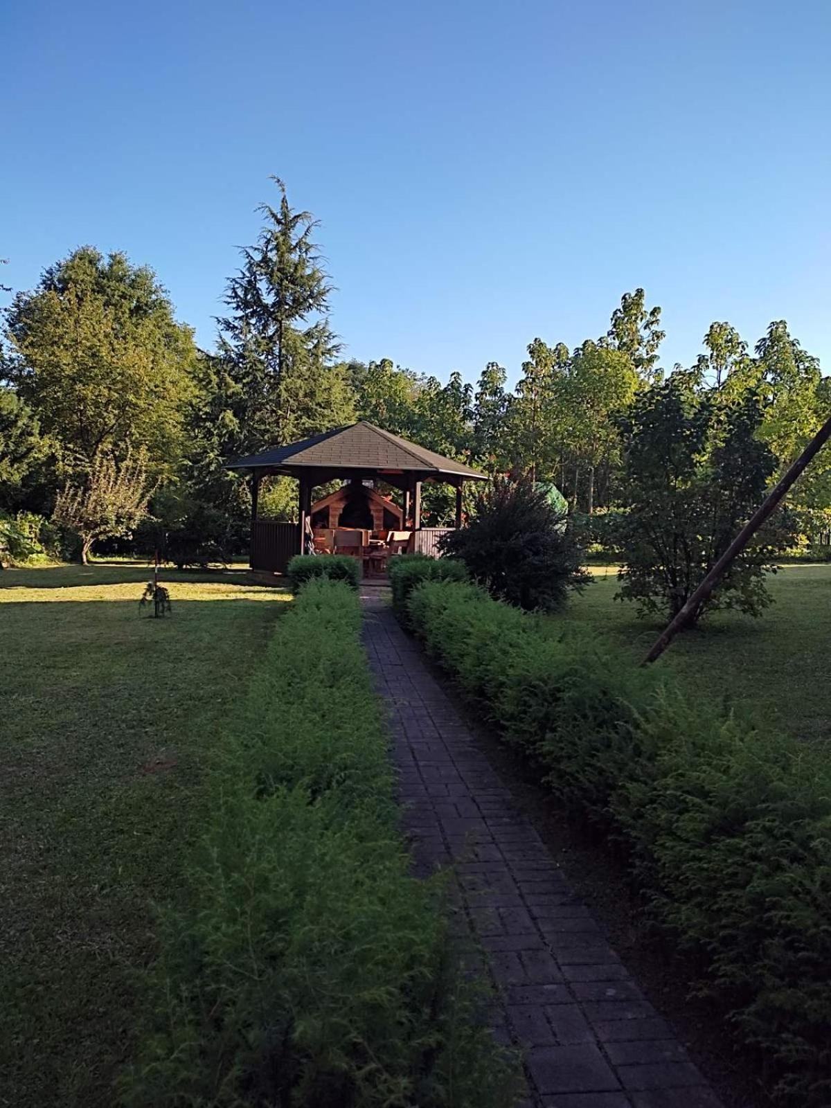 Studio Apartman Gorica Ogulin Exterior foto